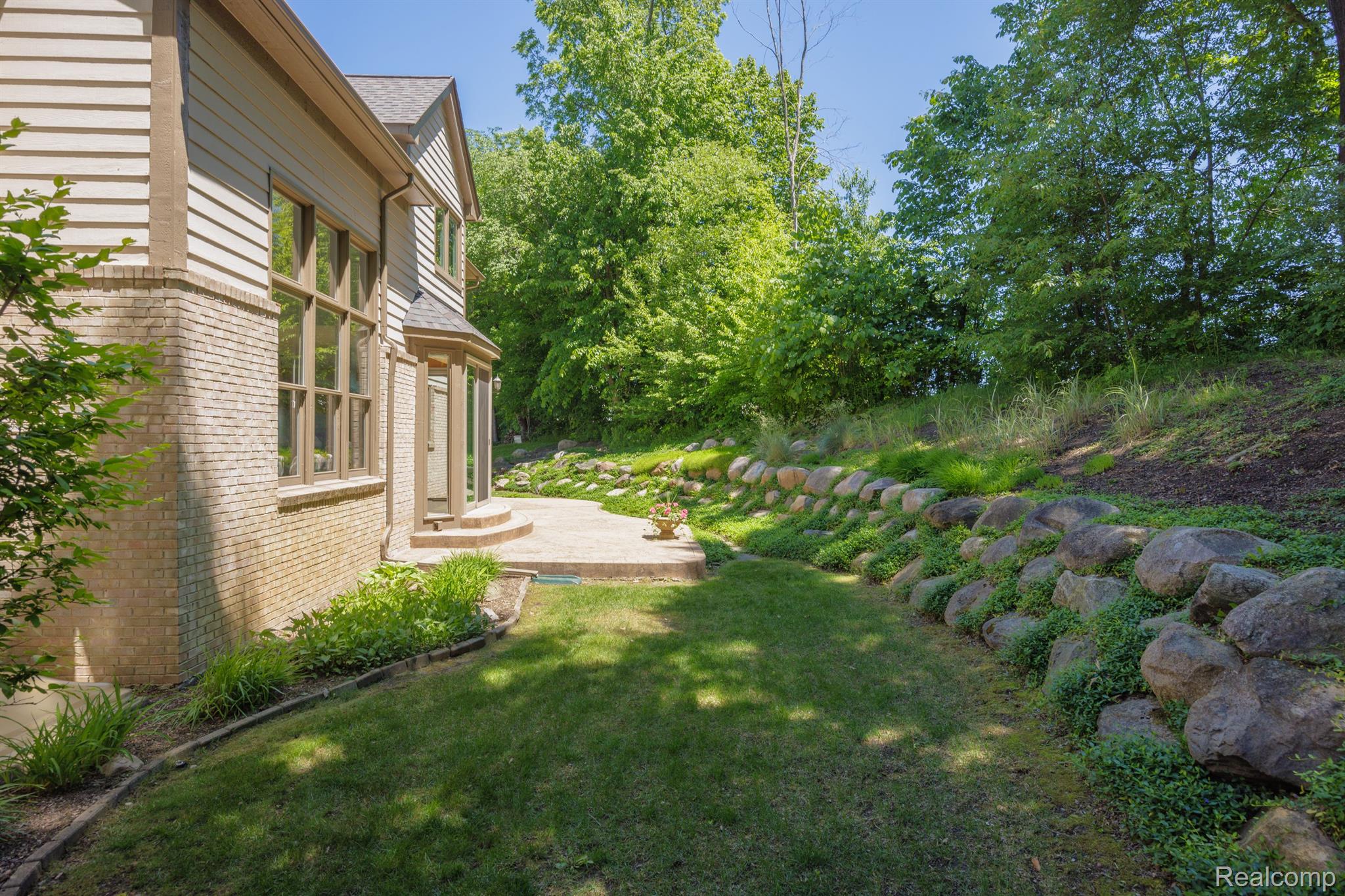4237 Calumet Drive Rochester, MI 48306 - Photo 51 of 64 Gallery Image 51