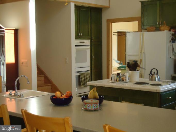 17885 St Jeromes Neck Road Dameron, MD 20628 - Photo 8 of 22 Kitchen
