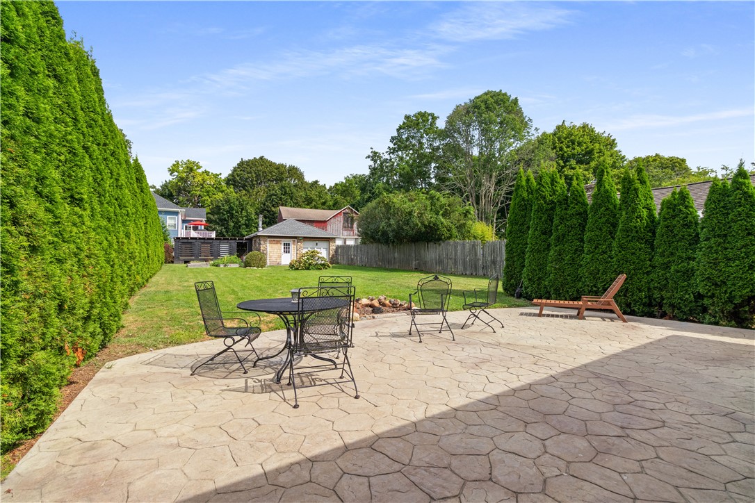 23 Pierce Street Westerly, RI 02891 - Photo 29 of 33 Gallery Image 29