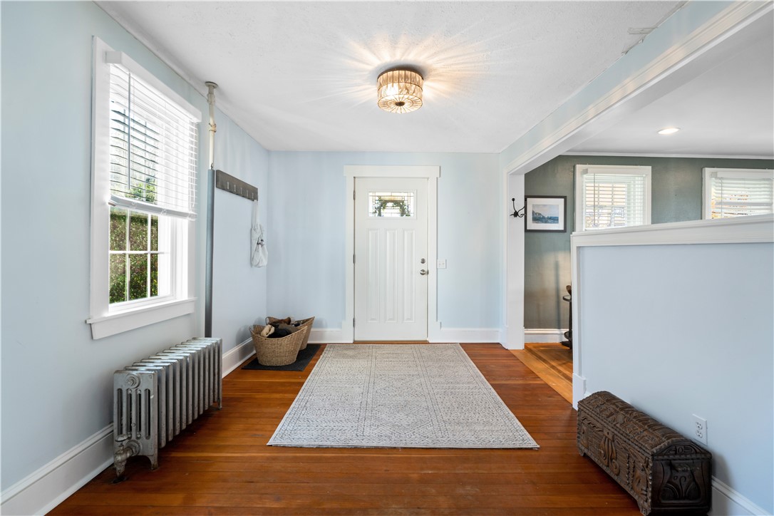 23 Pierce Street Westerly, RI 02891 - Photo 3 of 33 Gallery Image 3