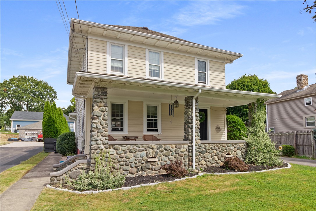 23 Pierce Street Westerly, RI 02891 - Photo 33 of 33 Gallery Image 33