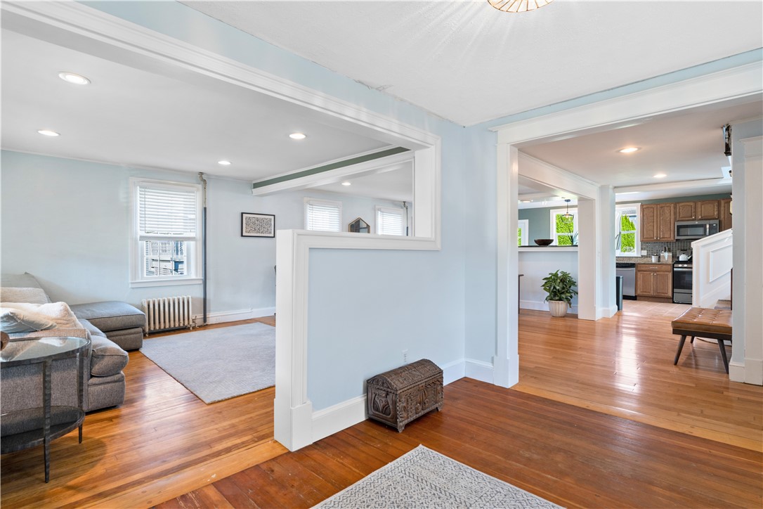 23 Pierce Street Westerly, RI 02891 - Photo 4 of 33 Gallery Image 4