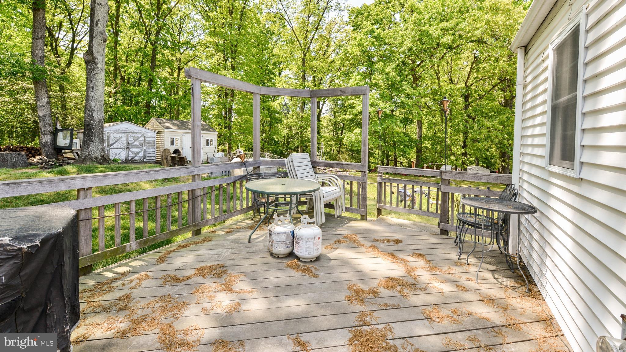 15142 Georgia Road Woodbridge, VA 22191 - Photo 19 of 30 Exterior (Rear)
