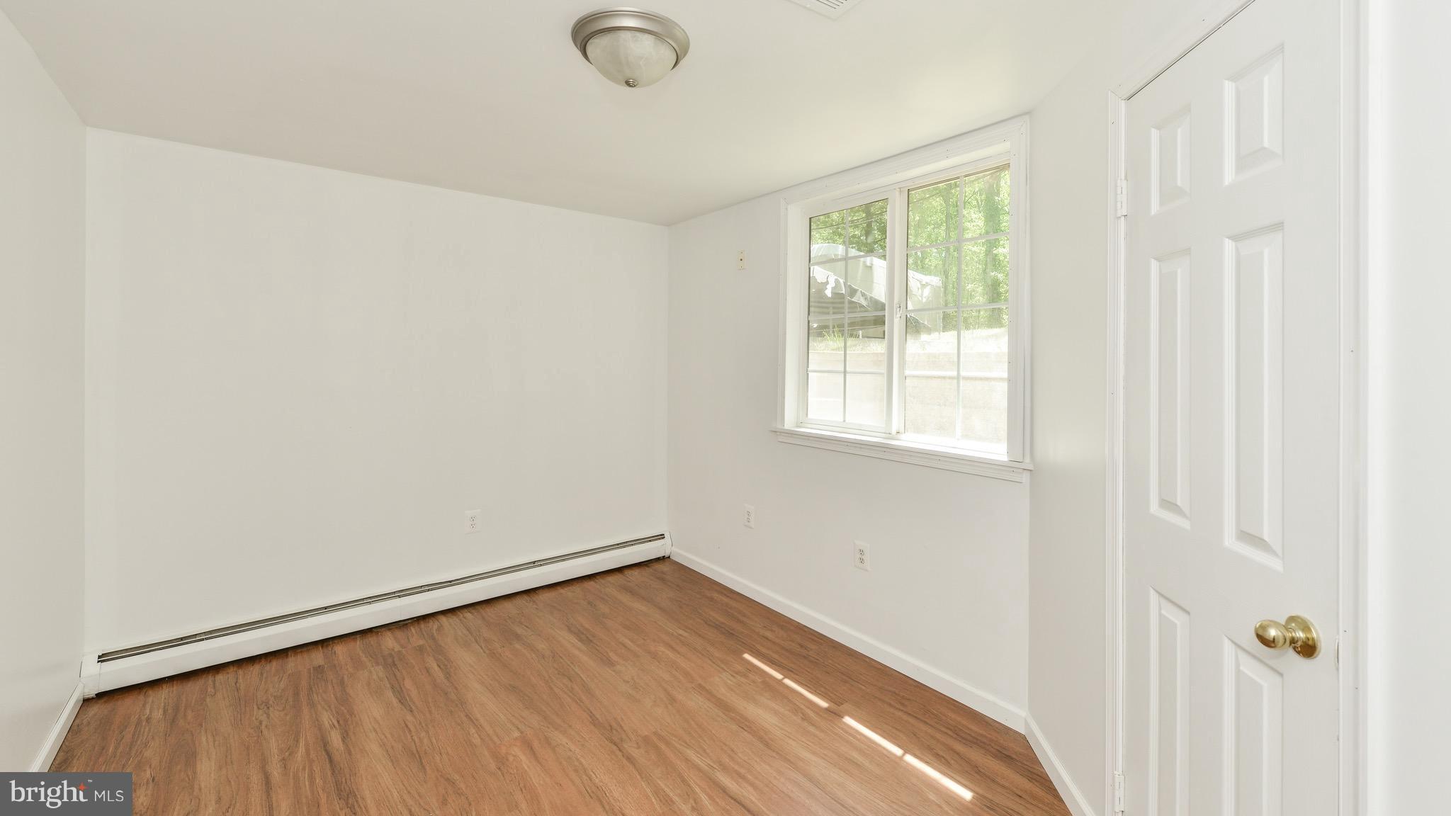 15142 Georgia Road Woodbridge, VA 22191 - Photo 5 of 30 Bedroom