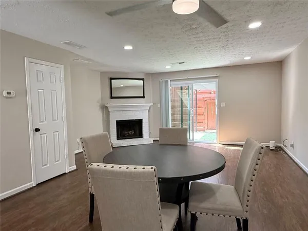 $2,000 | 2926 Webb Bridge Road, Alpharetta, GA 30009