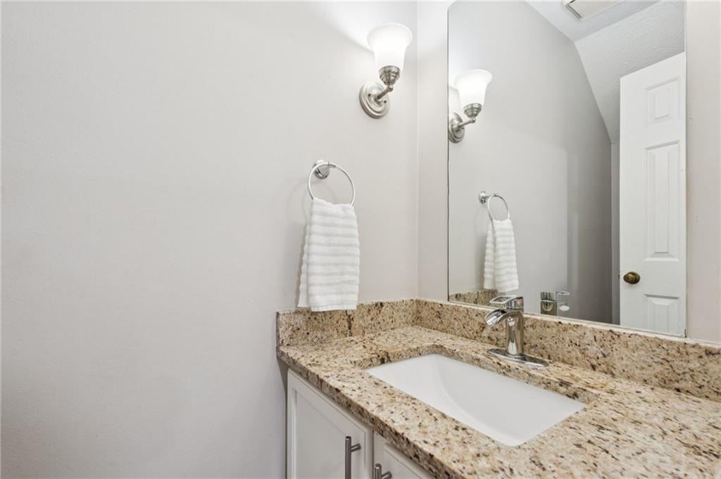 2926 Webb Bridge Road Alpharetta, GA 30009 - Photo 13 of 31