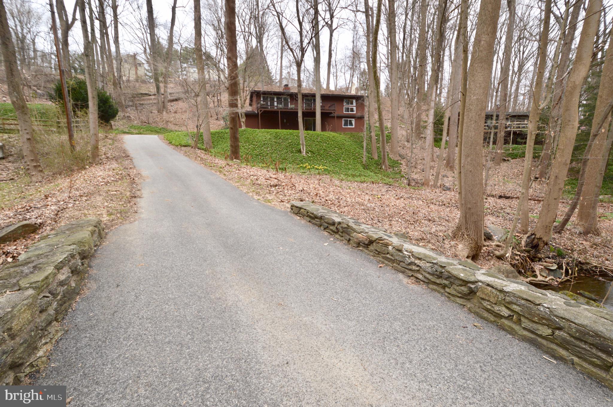 417 Oak Valley Road Media, PA 19063 - Photo 19 of 19 Exterior Front