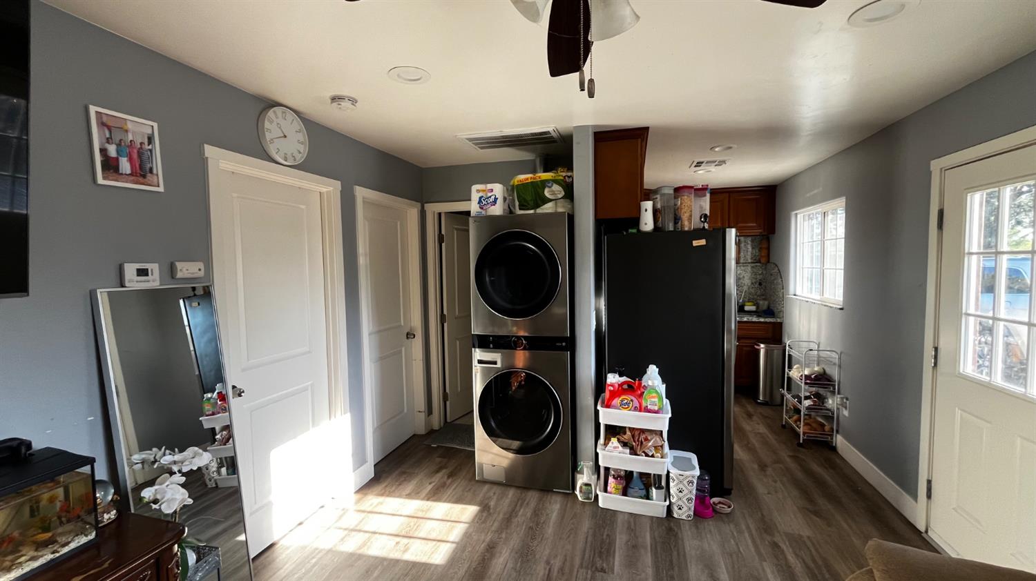 1738 U Street Rio Linda, CA 95673 - Photo 33 of 50 a room with stainless steel appliances a rug and a window