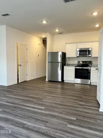 $750 | 2065 Gln Xing Drive, Durham, NC 27704