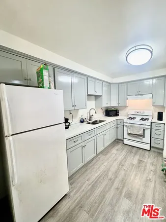$1,997 | 755 West 30th Street, Unit 7, San Pedro, CA 90731