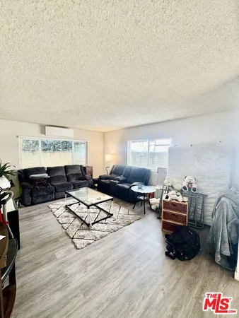$1,997 | 755 West 30th Street, Unit 7, San Pedro, CA 90731