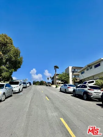 $1,997 | 755 West 30th Street, Unit 7, San Pedro, CA 90731