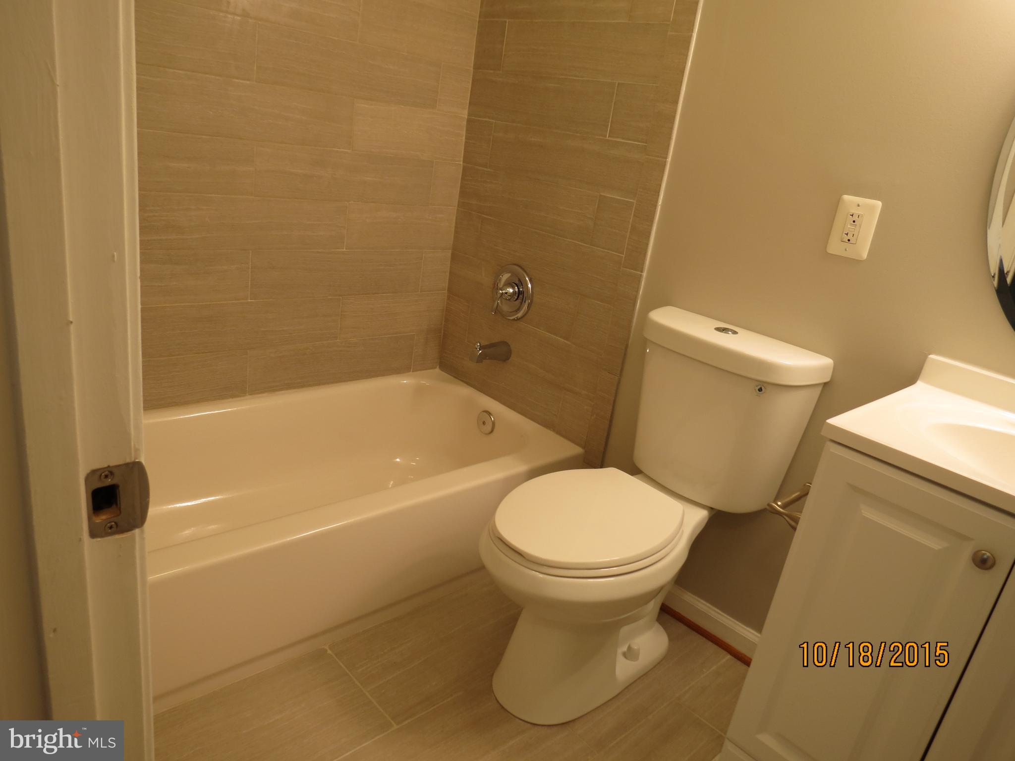 1939 Addison Road South District Heights, MD 20747 - Photo 8 of 14