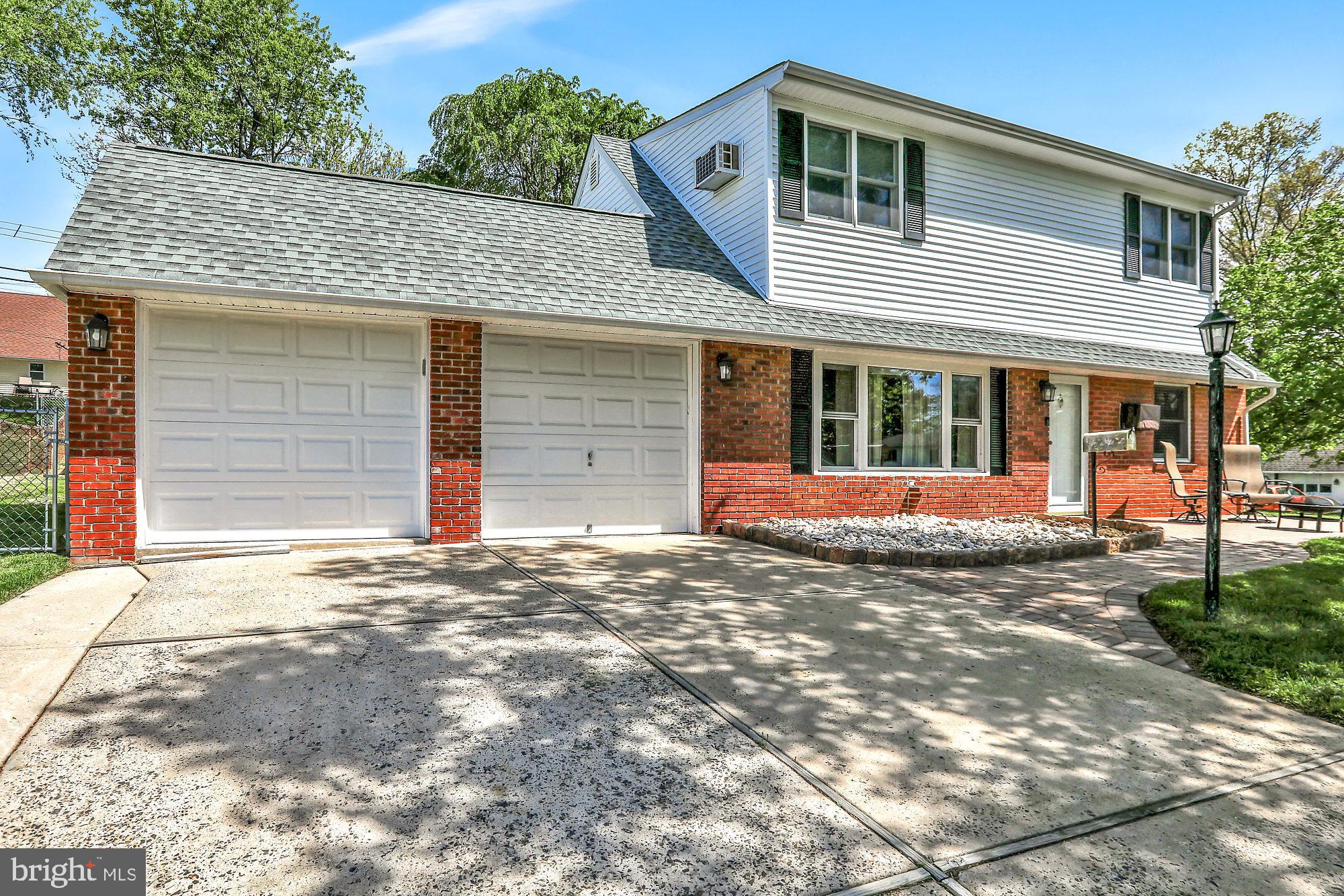 2 Thistle Road Levittown, PA 19056 - Photo 1 of 23