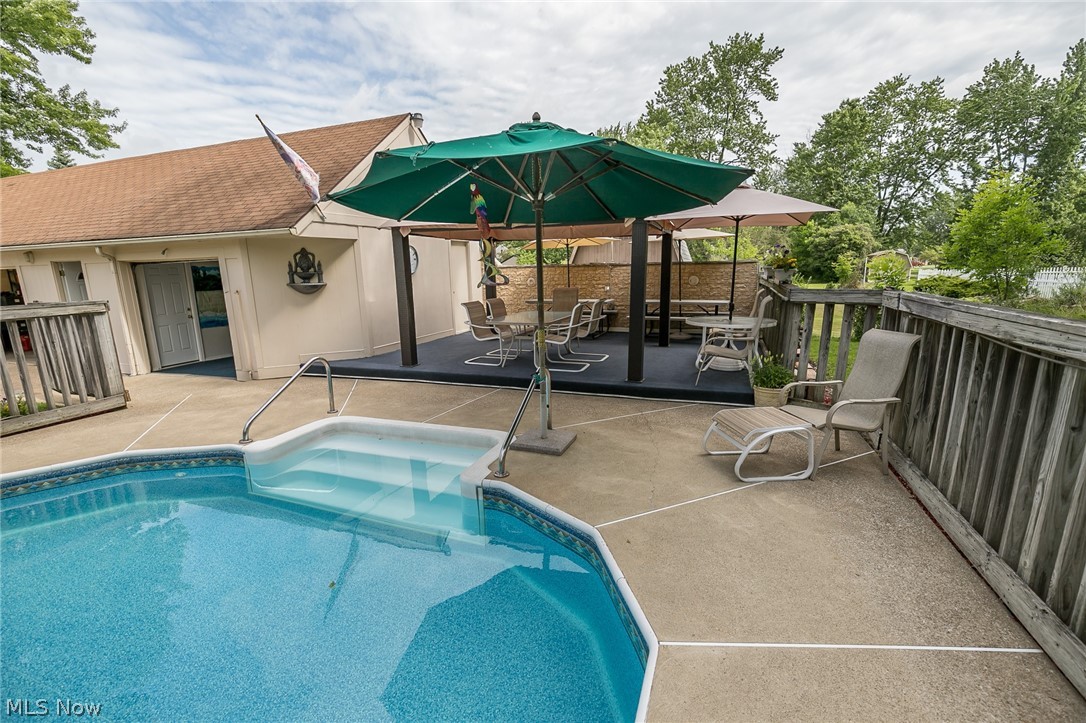 935 Gulf Road Elyria, OH 44035 - Photo 6 of 35 Gallery Image 6