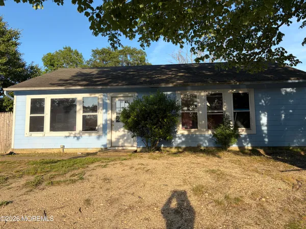 $2,500 | 165 Village Drive, Barnegat, NJ 08005