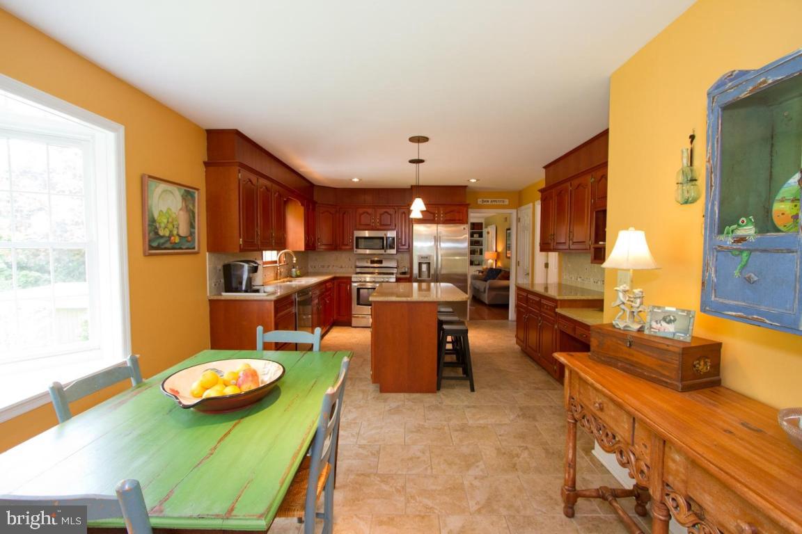 2924 Brookfield Road Lancaster, PA 17601 - Photo 15 of 60