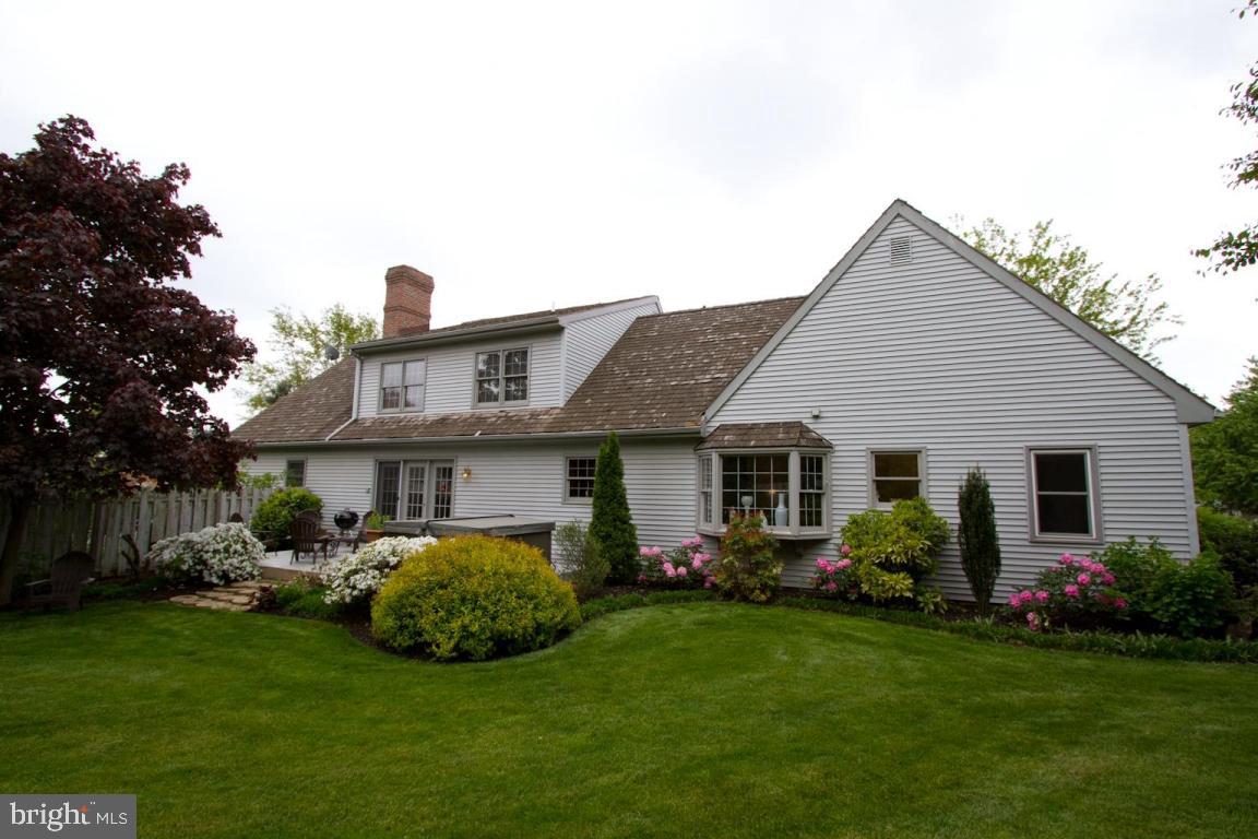 2924 Brookfield Road Lancaster, PA 17601 - Photo 4 of 60