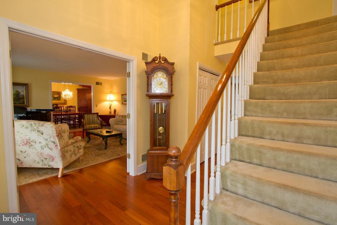 2924 Brookfield Road Lancaster, PA 17601 - Photo 8 of 60
