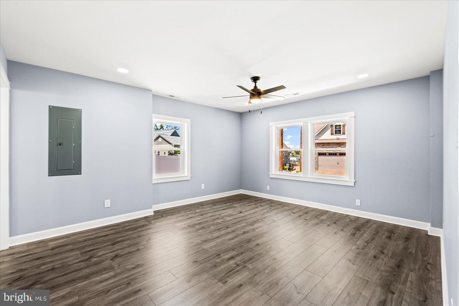 408 Wirt Street Colonial Beach, VA 22443 - Photo 19 of 46 Bright and airy versatile space.
