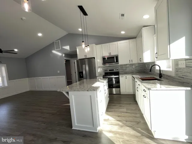 $489,000 | 408 Wirt Street, Colonial Beach, VA 22443