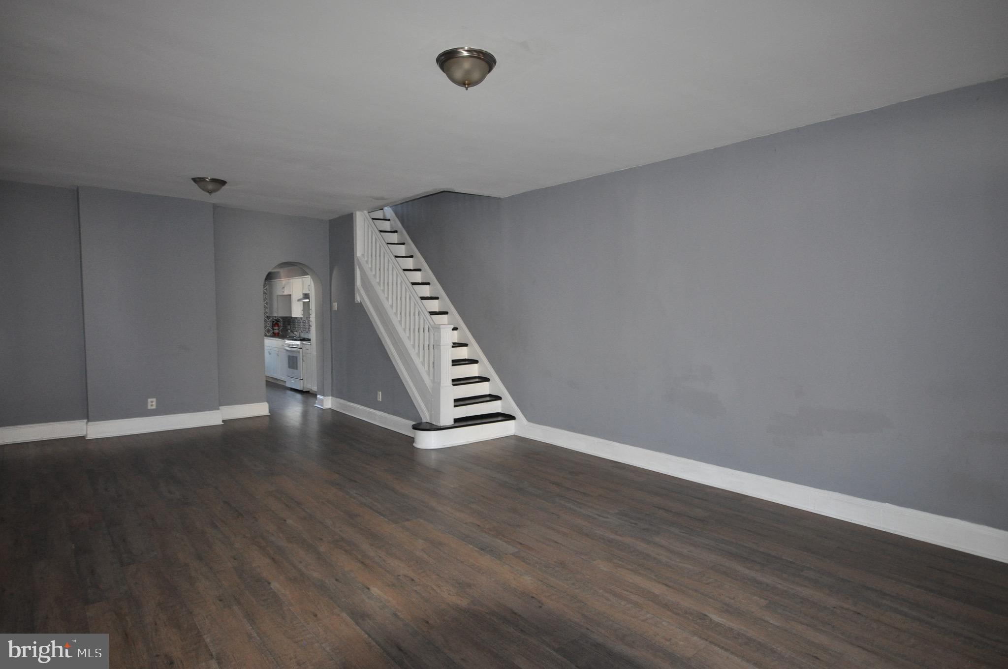 27 Tyler Street Trenton, NJ 08609 - Photo 4 of 27