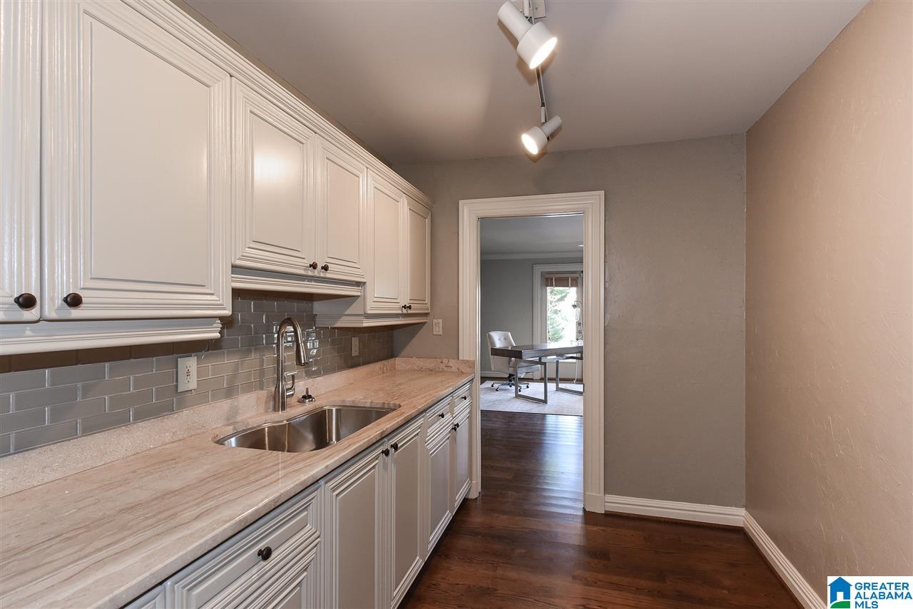 964 Lake Circle Birmingham, AL 35244 - Photo 31 of 50