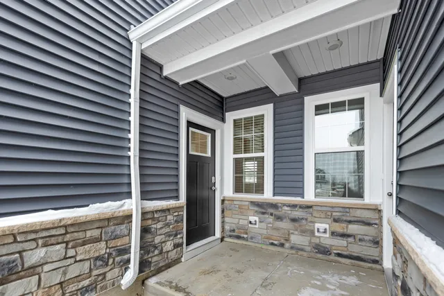 $2,795 | 1763 Baler Avenue, Aurora, IL 60503