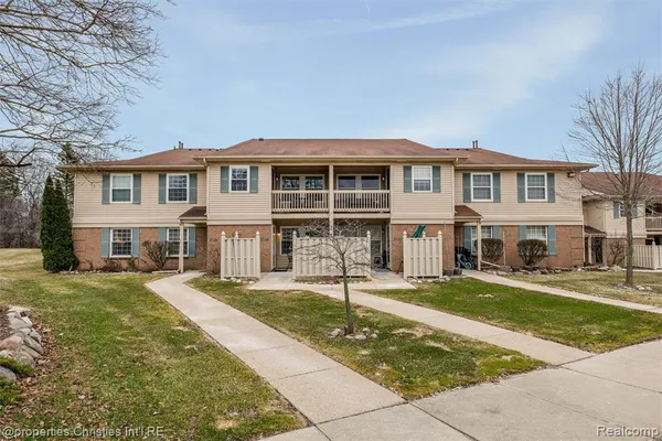 $204,900 | 19272 Northridge Drive, Northville, MI 48167