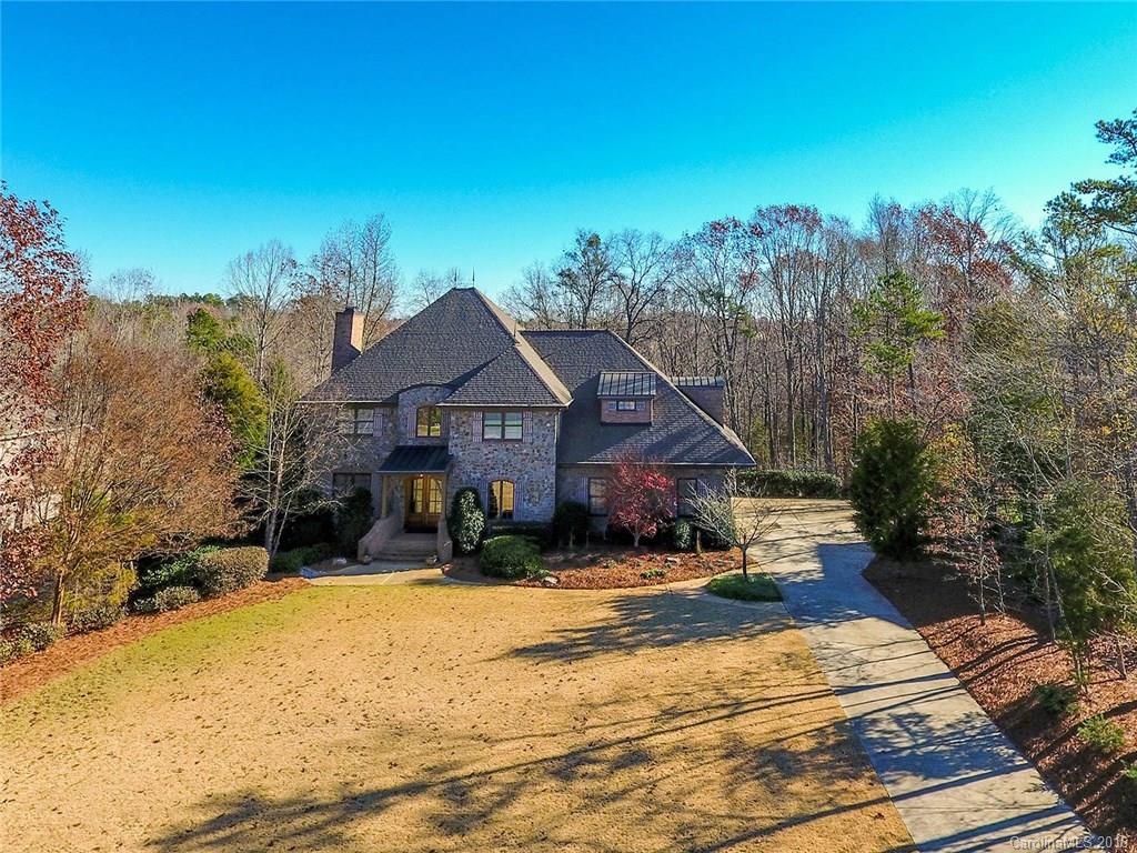 433 Hendon Row Fort Mill, SC 29715 - Photo 1 of 24 Gallery Image 1