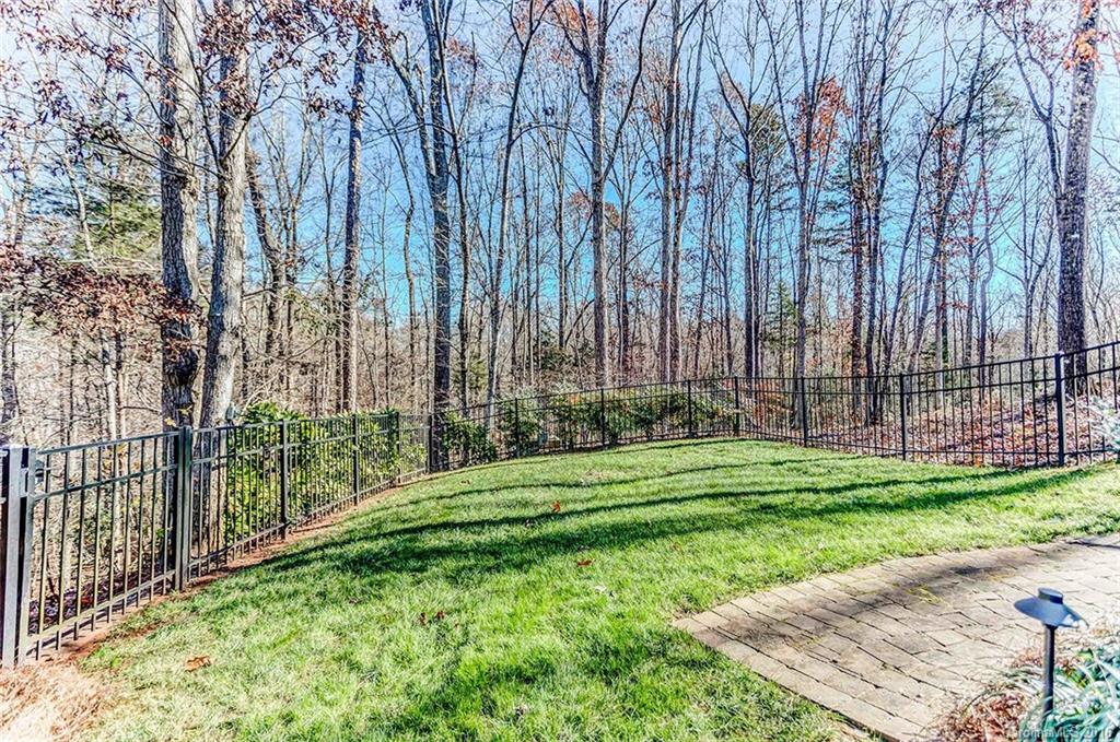 433 Hendon Row Fort Mill, SC 29715 - Photo 23 of 24 Gallery Image 23