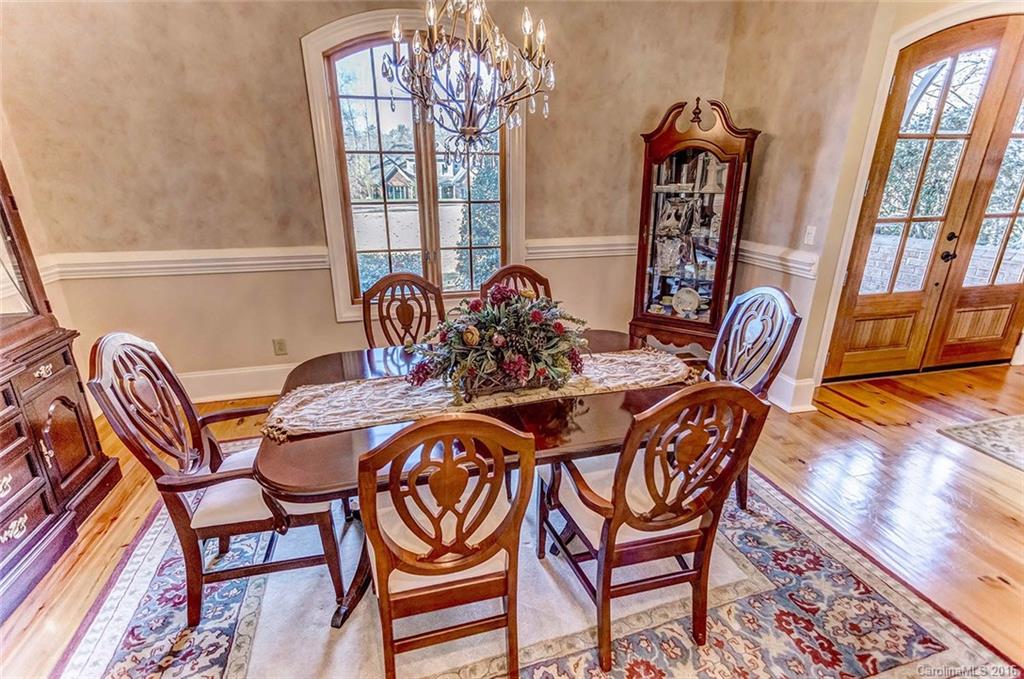 433 Hendon Row Fort Mill, SC 29715 - Photo 6 of 24 Gallery Image 6