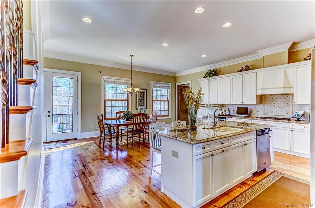 433 Hendon Row Fort Mill, SC 29715 - Photo 8 of 24 Gallery Image 8