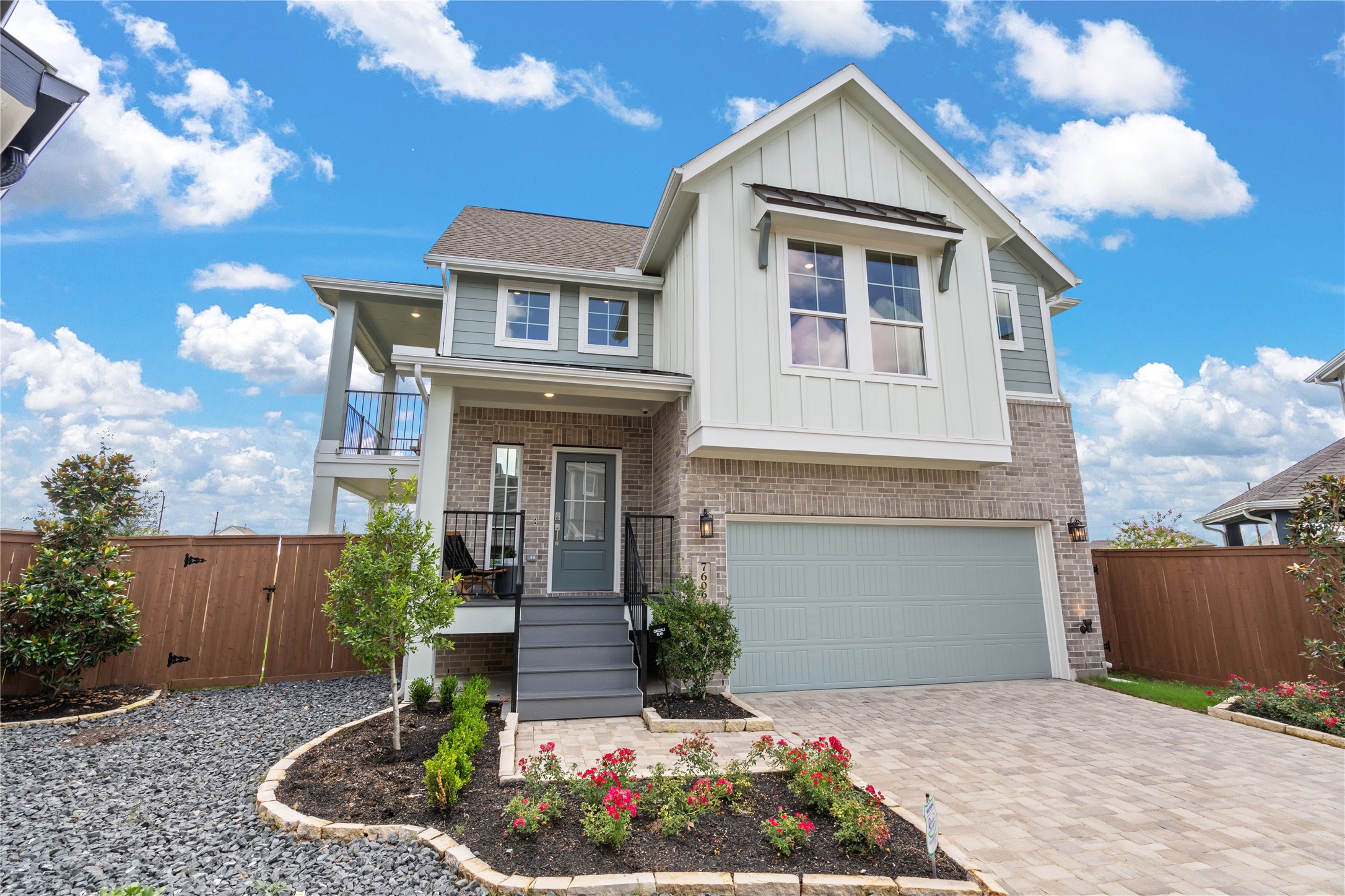 5243 Palo Verde Drive Manvel, TX 77578 - Photo 8 of 29 a front view of a house with garden