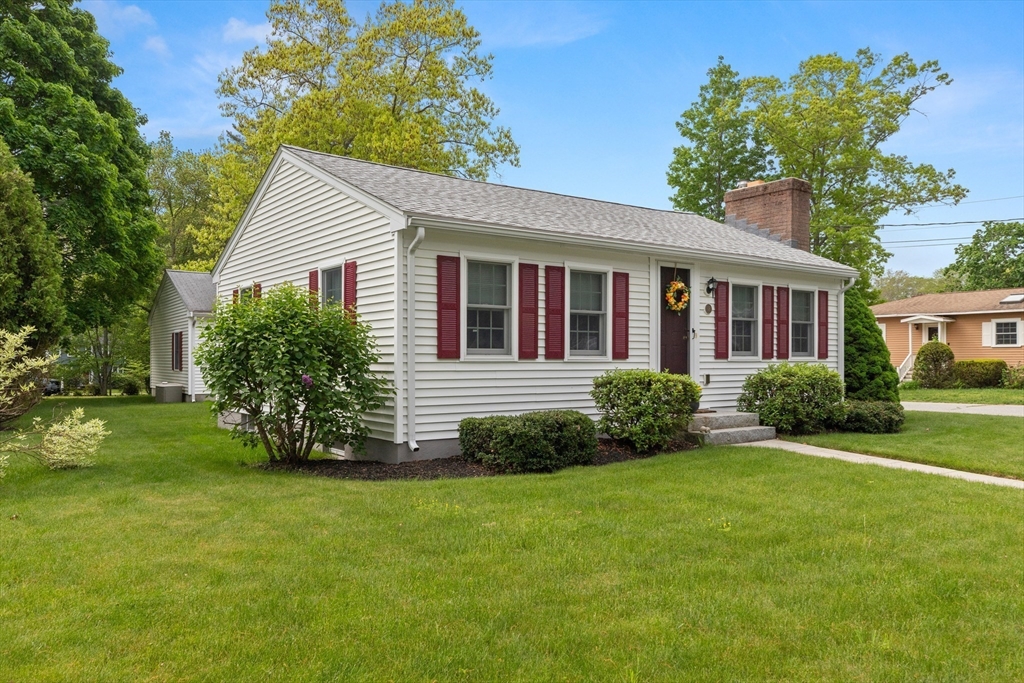 18 Knowlton Street Hamilton, MA 01982 - Photo 24 of 29