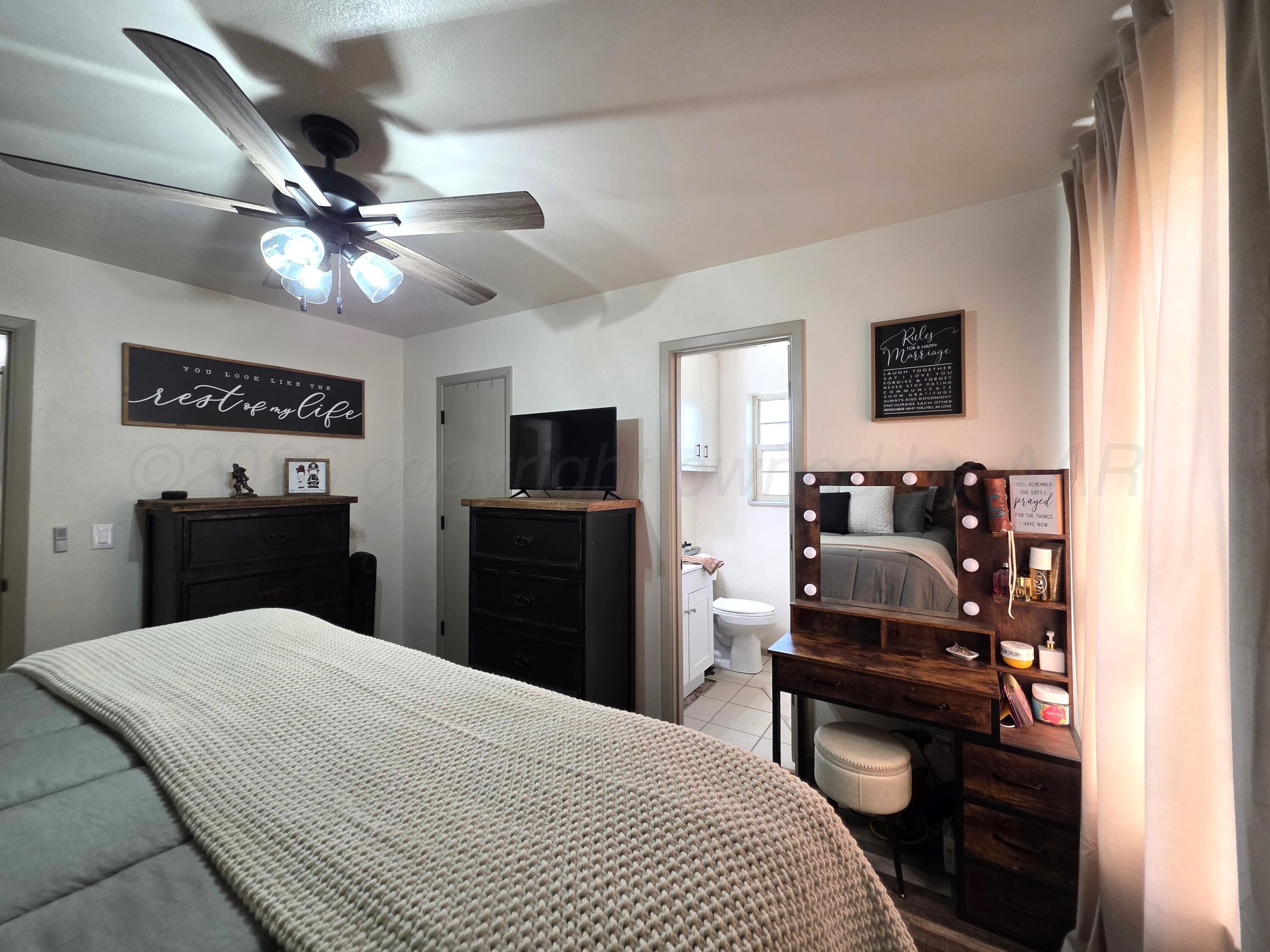 7921 Tumbleweed Road Lefors, TX 79054 - Photo 14 of 32 Primary Bedroom