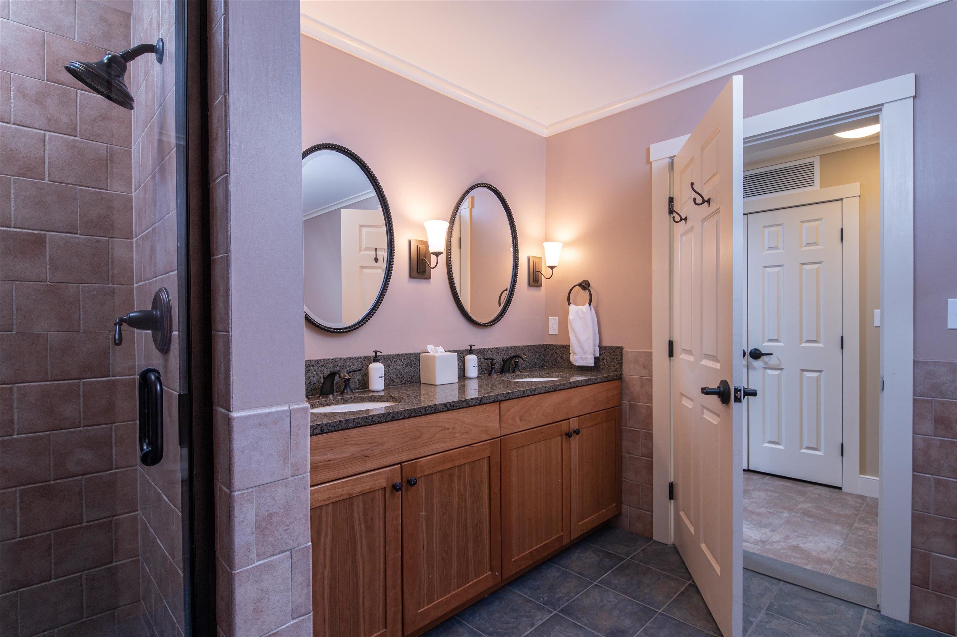 193 Jackson Gore Road, Unit 639/641 Ludlow, VT 05149 - Photo 15 of 46 Gallery Image 15