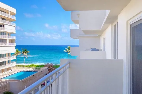 $4,200 | 3215 South Ocean Boulevard, Unit 402, Highland Beach, FL 33487