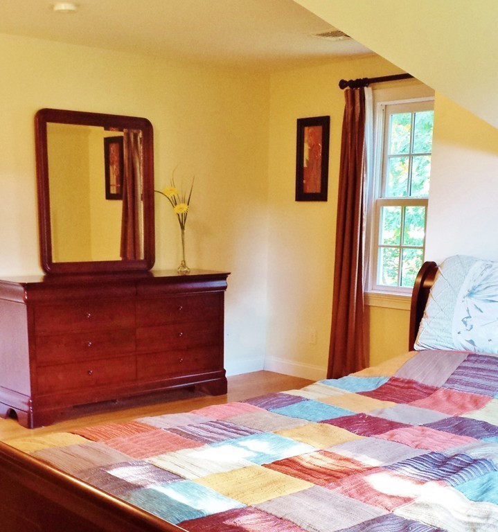 71 Grosvenor Road Needham, MA 02492 - Photo 17 of 24 Gallery Image 17