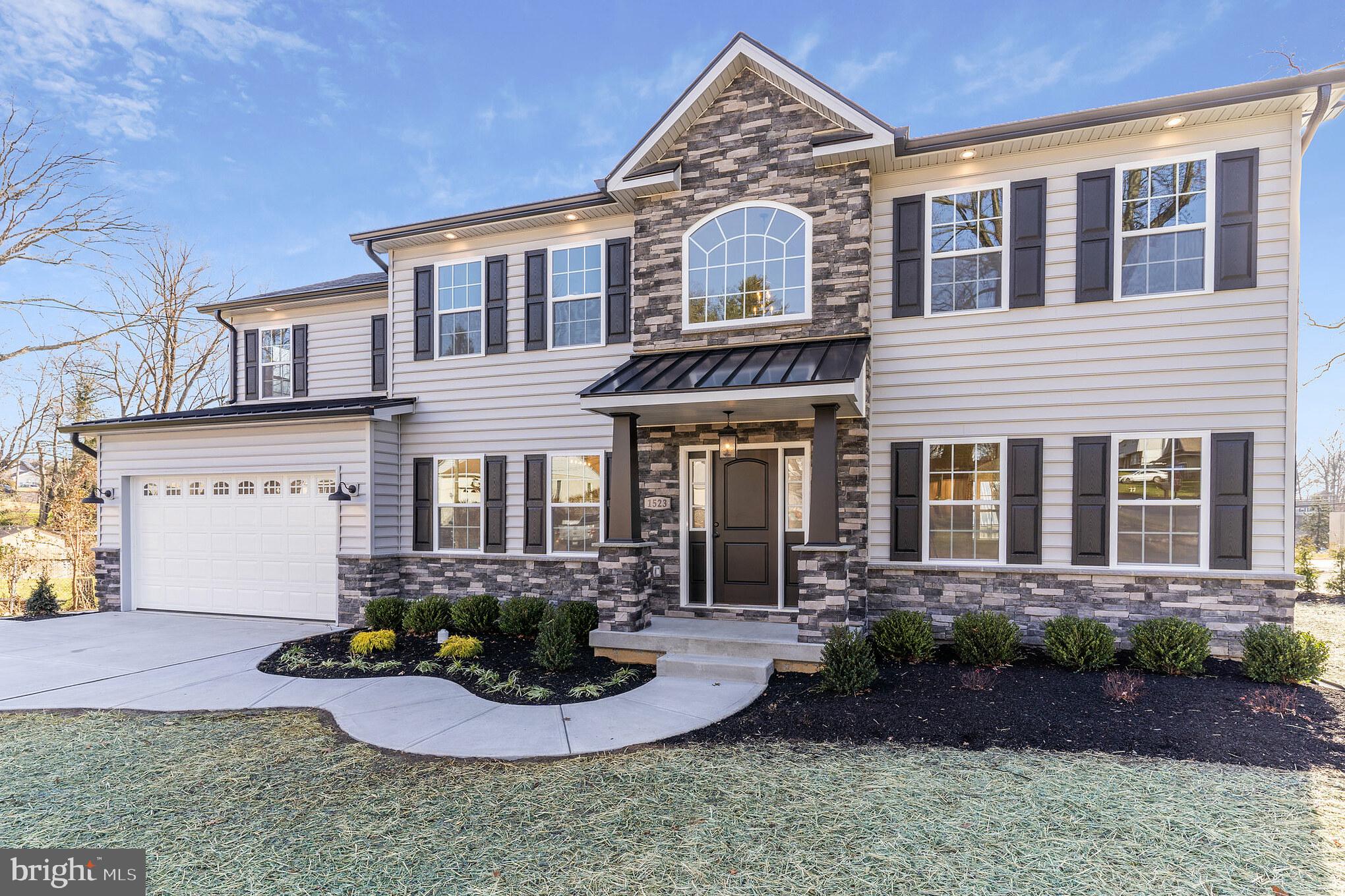 1021 West Maple Avenue Langhorne, PA 19047 - Photo 29 of 37 a front view of a house