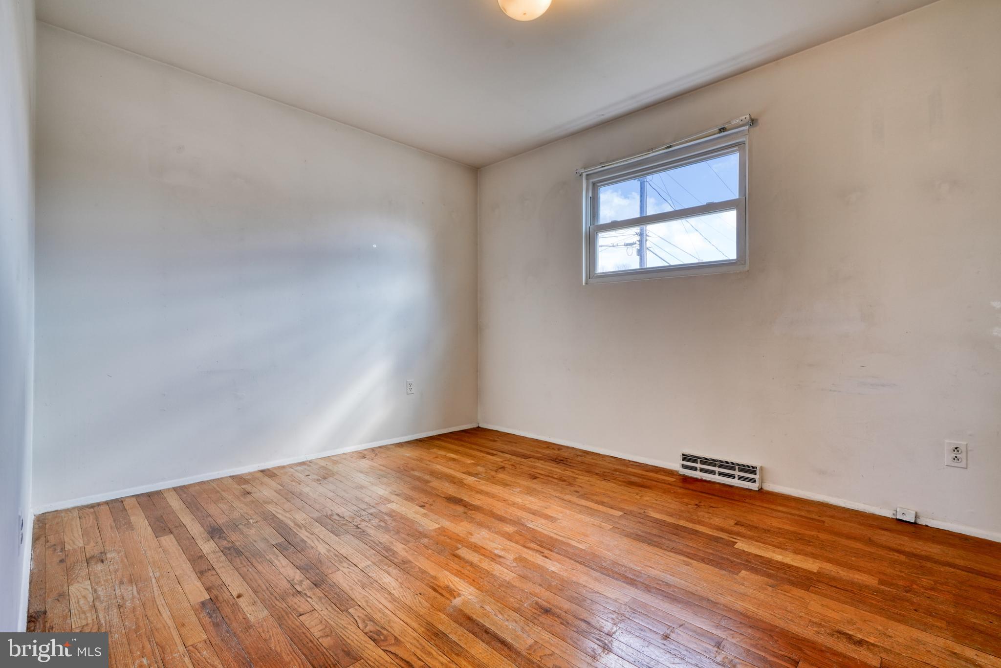 2312 Holyoke Road Rosedale, MD 21237 - Photo 18 of 39