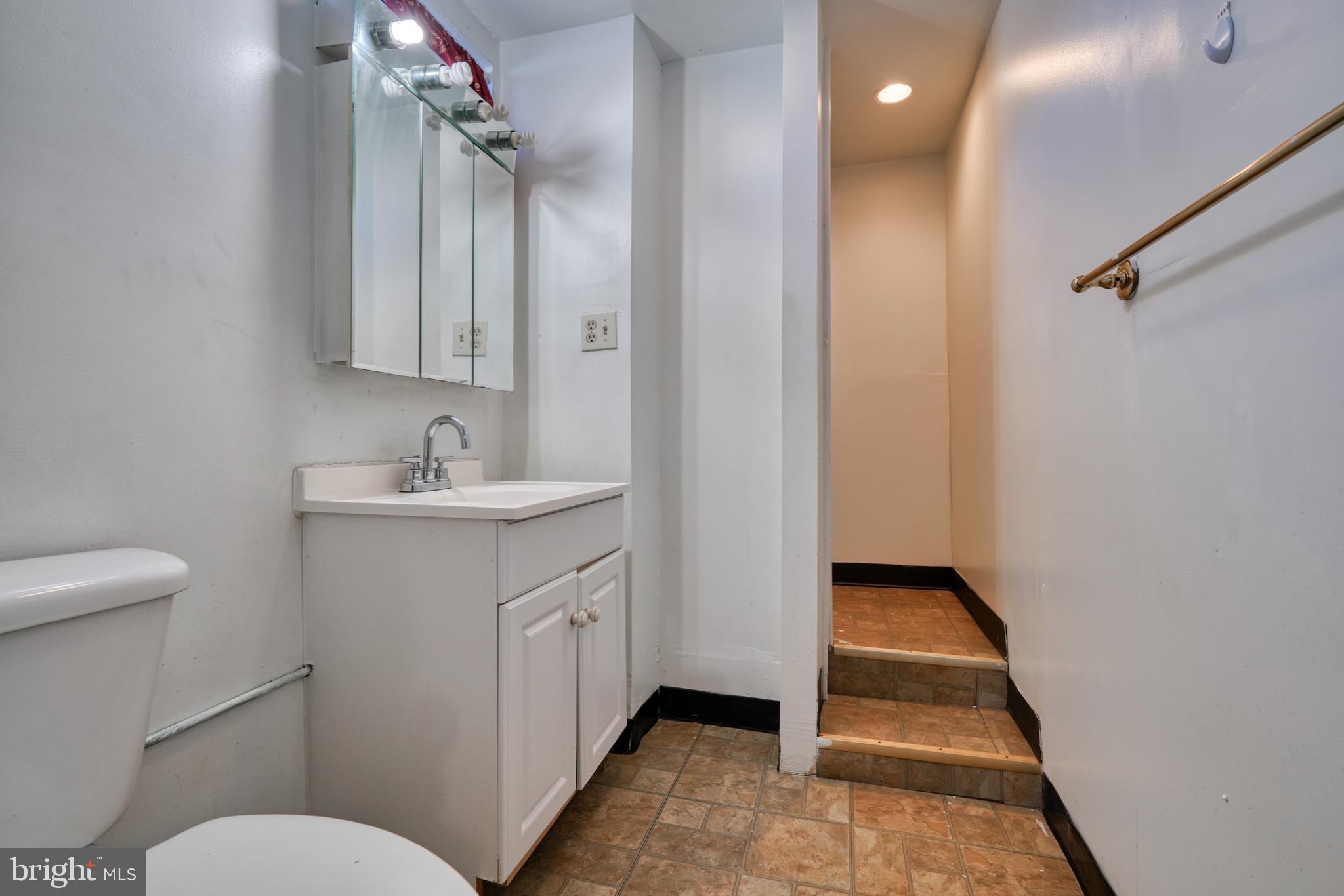 2312 Holyoke Road Rosedale, MD 21237 - Photo 30 of 39