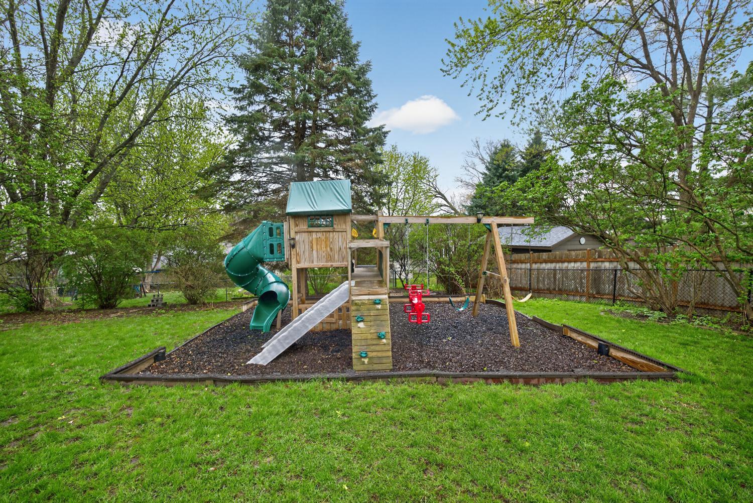 4306 1st Street Northwest Rochester, MN 55901 - Photo 9 of 55 Gallery Image 9