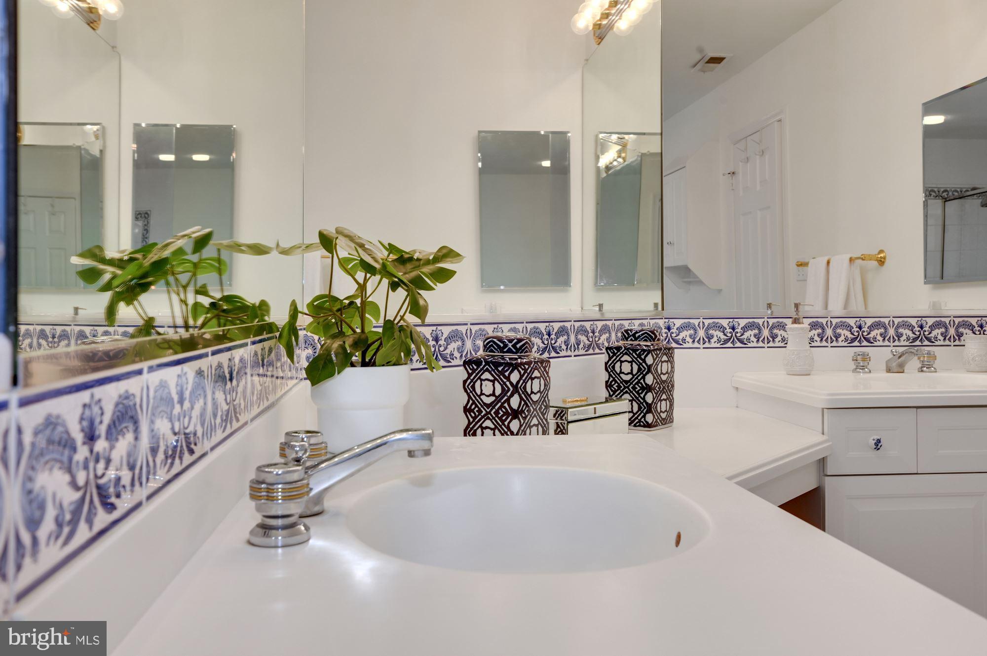 8802 Altimont Lane Chevy Chase, MD 20815 - Photo 31 of 52 Primary Bath