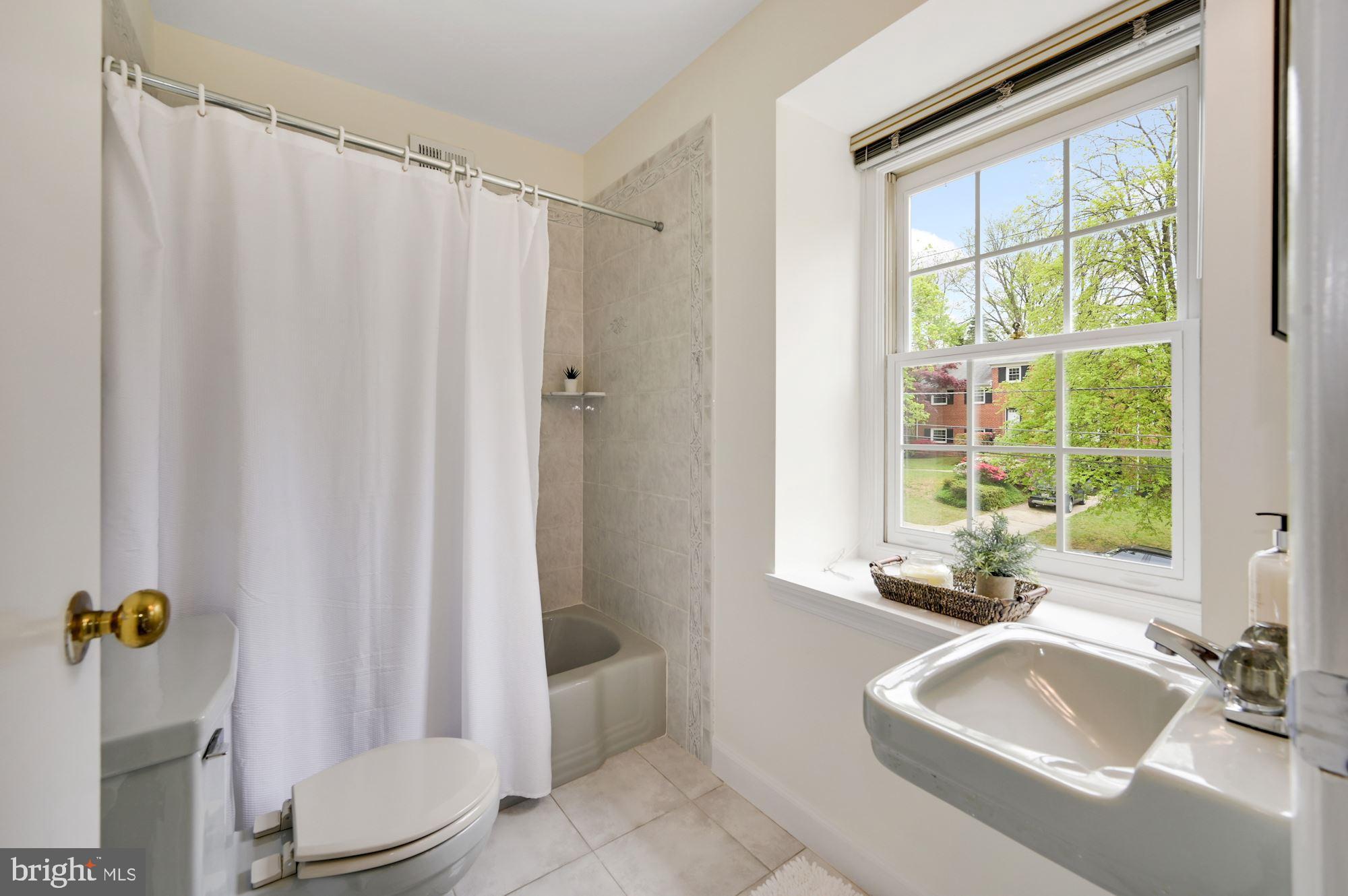 8802 Altimont Lane Chevy Chase, MD 20815 - Photo 40 of 52 Upper Level Guest Bath