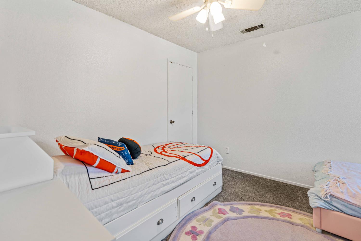 4009 Dale Road, Unit E Modesto, CA 95356 - Photo 11 of 26