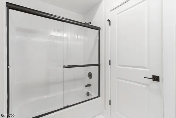 $2,900 | 34 Elizabeth Avenue, Unit 1, Newark, NJ 07108