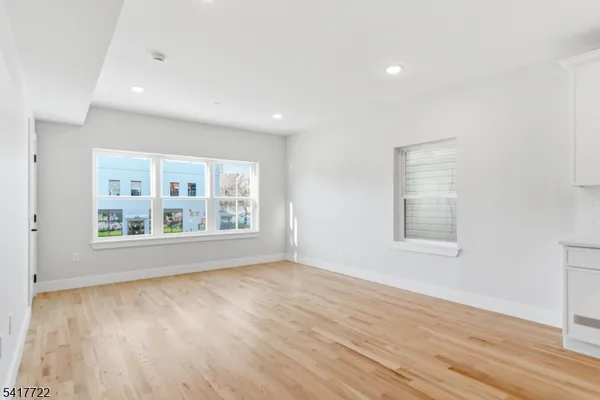 $2,900 | 34 Elizabeth Avenue, Unit 1, Newark, NJ 07108