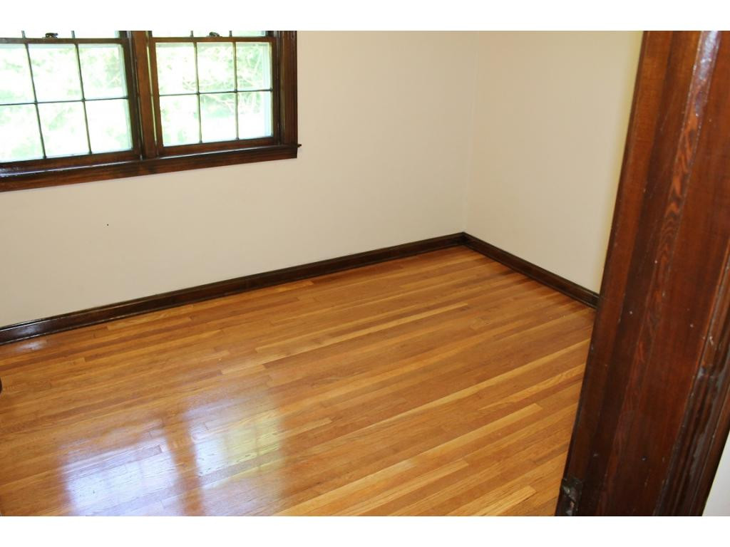 104 Crossway Road Bristol, VA 24201 - Photo 11 of 27 Photo 11