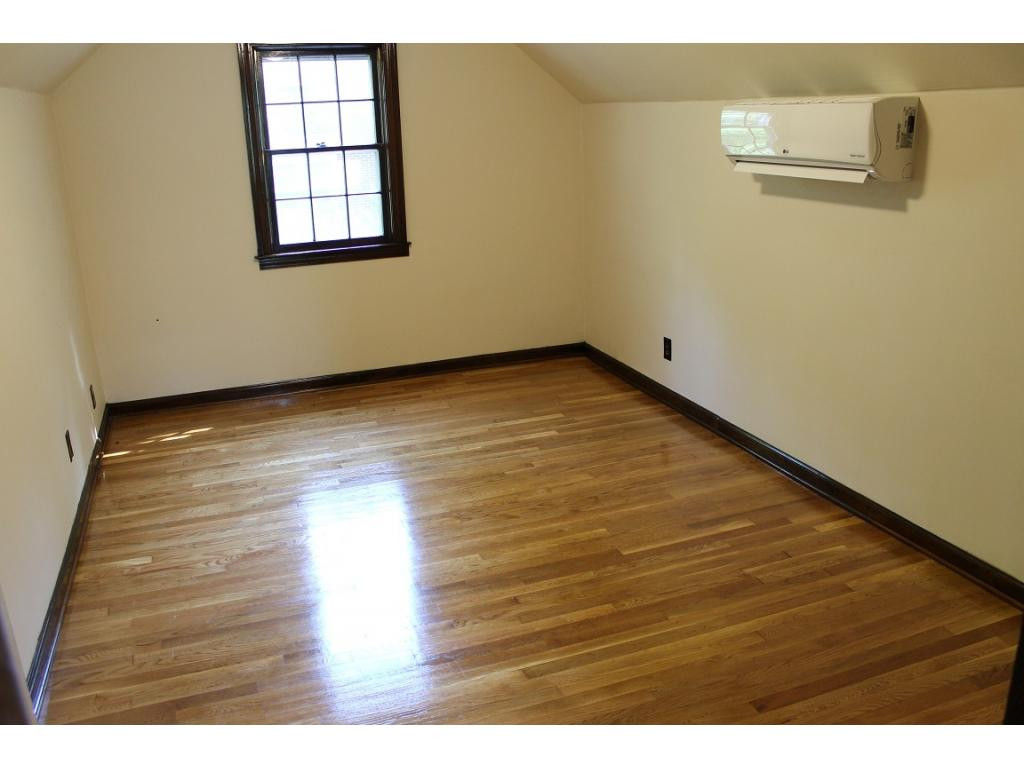 104 Crossway Road Bristol, VA 24201 - Photo 14 of 27 Photo 14